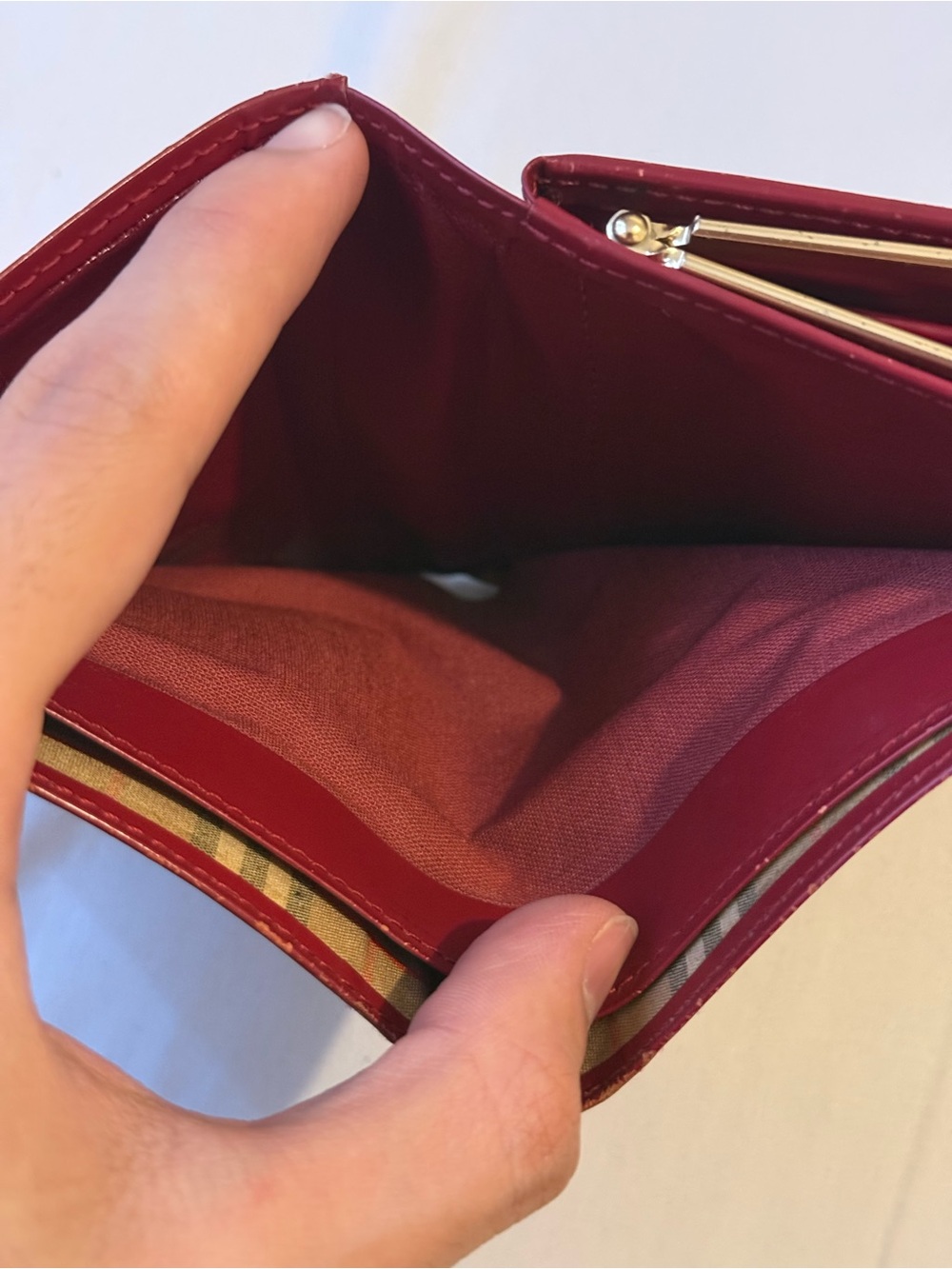 Burberry Red Leather Wallet with Check Trim and Gold-Tone Kiss Lock - Picture 5 of 7
